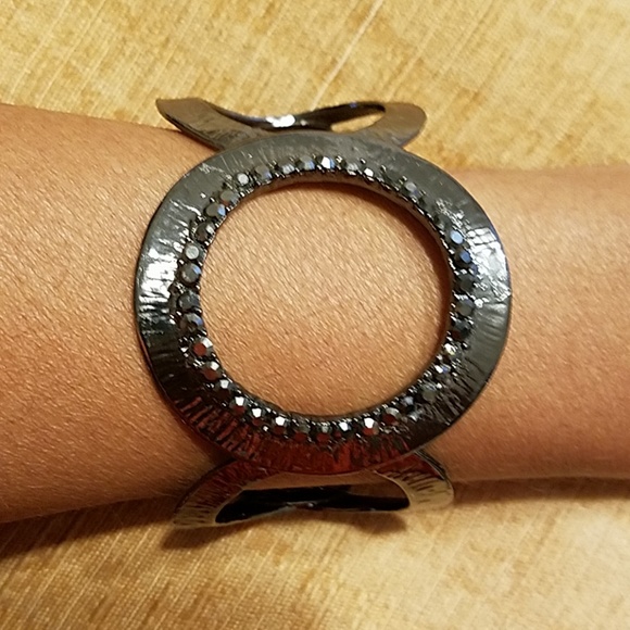 CUFF BRACELET - Picture 5 of 5